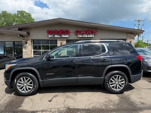 Used 2017 GMC Acadia SLE FWD image 4