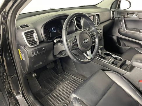 Used 2017 Kia Sportage EX w/ EX Premium Package image 3
