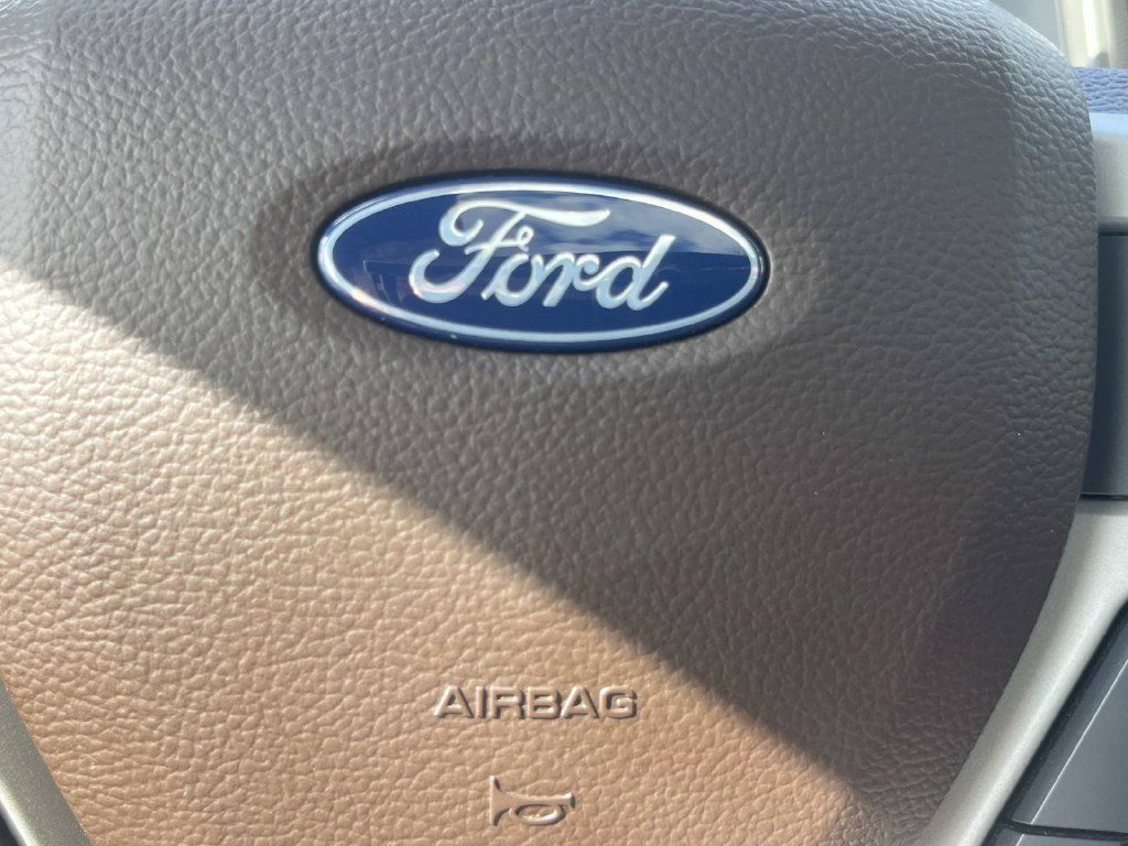 Used 2022 Ford F350 King Ranch w/ King Ranch Ultimate Package AWD/4WD image 39