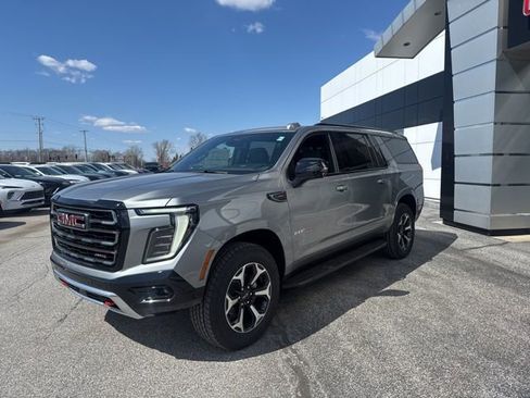 New 2026 GMC Yukon XL AT4 AWD/4WD image 3