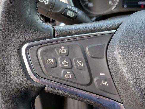 Used 2024 Chevrolet Equinox LT image 17