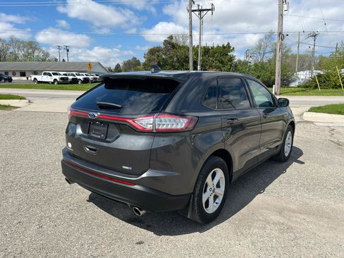 Used 2017 Ford Edge SE AWD/4WD image 5