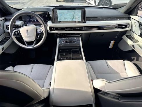 New 2026 Lincoln Aviator Black Label w/ Jet Appearance Package image 17