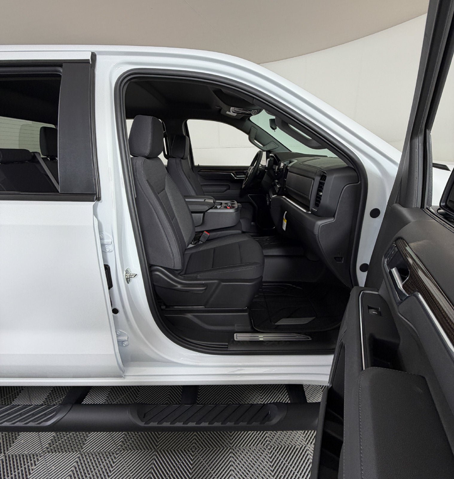 New 2026 Chevrolet Silverado 1500 RST w/ RST Select Package RWD image 6