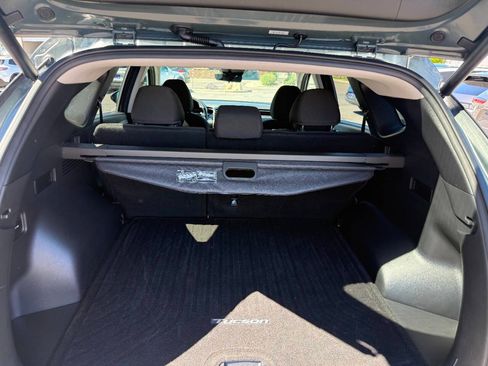 Used 2024 Hyundai Tucson Blue AWD/4WD image 19