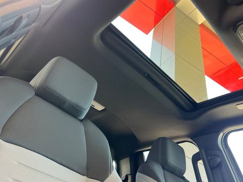 New 2025 Toyota Tacoma TRD Off-Road image 19