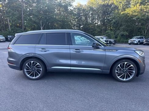 Used 2021 Lincoln Aviator Reserve w/ Equipment Group 202A AWD/4WD image 6