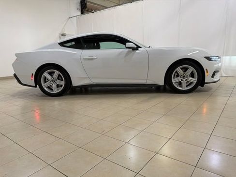 Used 2026 Ford Mustang Premium RWD image 7