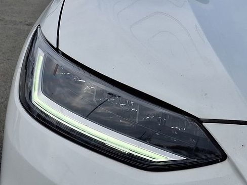 Certified 2023 Honda HR-V Sport image 25