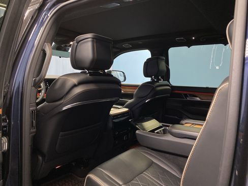 Certified 2024 Jeep Grand Wagoneer L Series III image 27