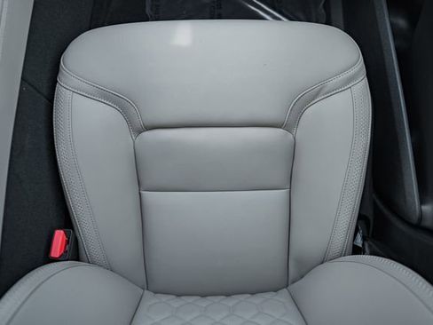 New 2026 Volvo XC90 B6 Plus w/ Protection Package Premier image 31