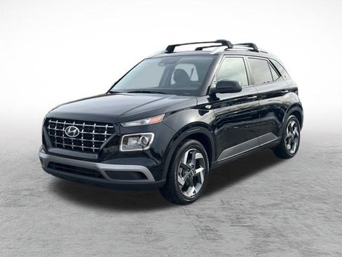 Used 2023 Hyundai Venue SEL image 33