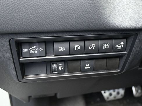 Used 2024 Toyota Tundra Limited w/ TRD Off-Road Package AWD/4WD image 11