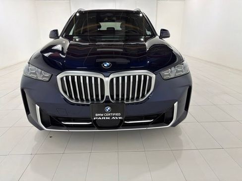 Used 2024 BMW X5 xDrive40i w/ Premium Package AWD/4WD image 8