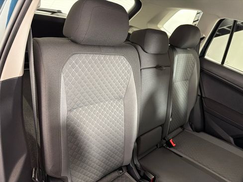 Used 2018 Volkswagen Tiguan S AWD/4WD image 19