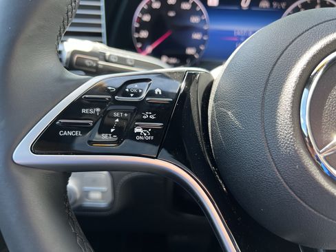 Used 2026 Mercedes-Benz GLE 450 4MATIC image 19