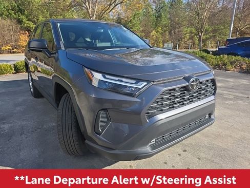 Used 2024 Toyota RAV4 LE image 9