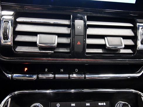 Used 2020 Lincoln Navigator Reserve w/ Equipment Group 208A image 29