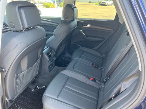 Used 2025 Audi Q5 2.0T Premium Plus w/ Premium Plus Package AWD/4WD image 17