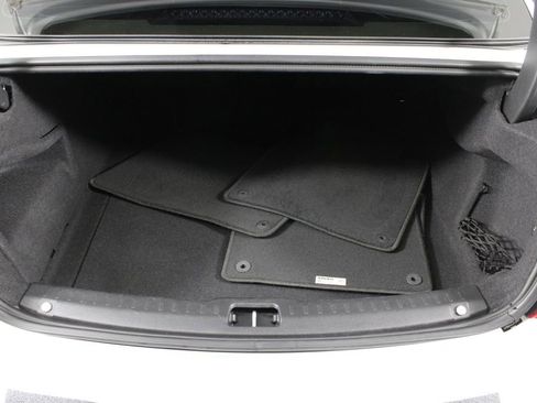 Used 2018 Volvo S90 T5 Momentum w/ Convenience Package image 14