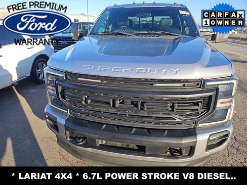 Used 2022 Ford F350 Lariat w/ Black Appearance Package image 2