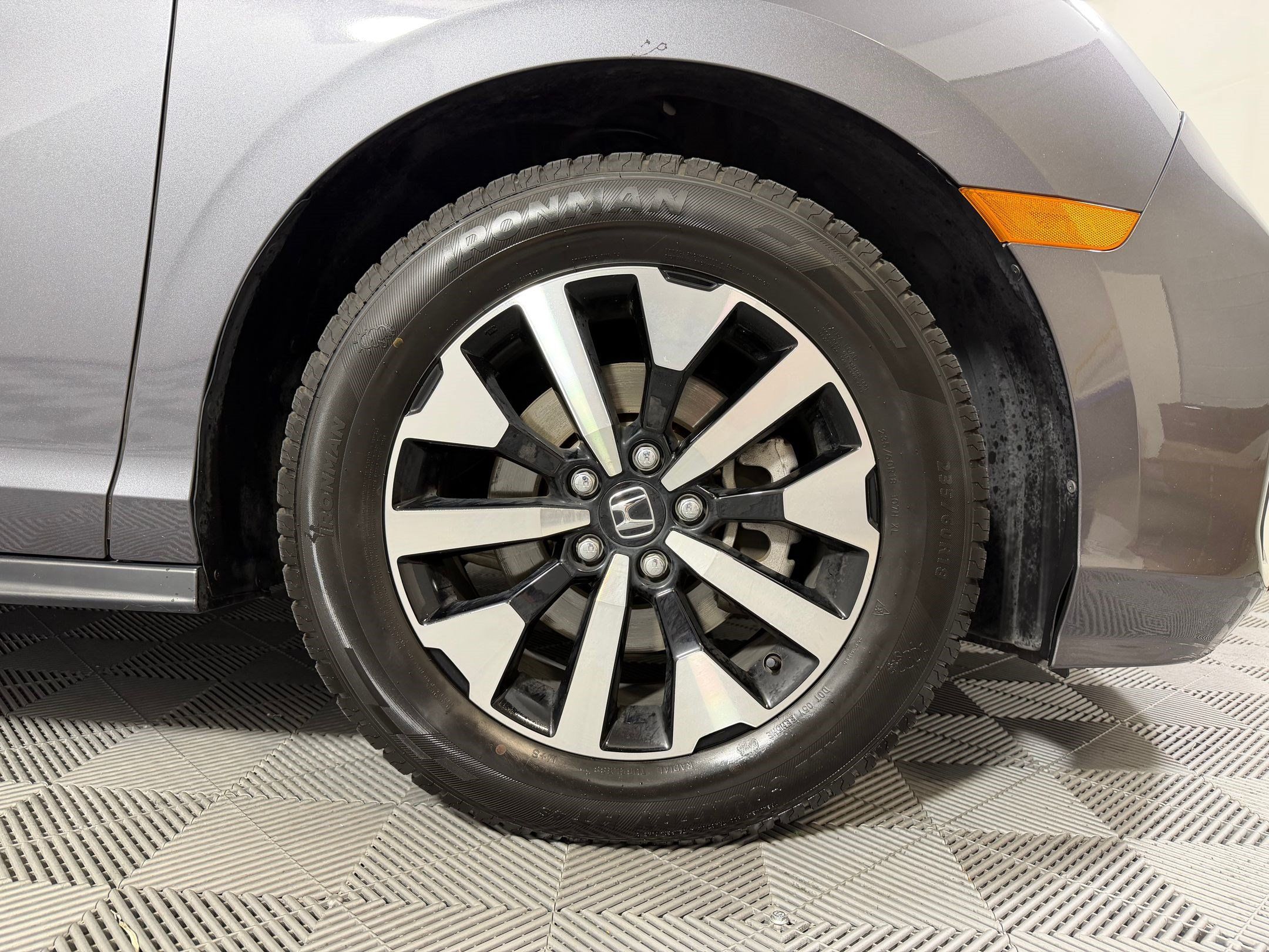 Certified 2025 Honda Odyssey EX-L image 10