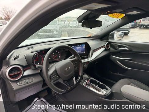 Used 2024 Chevrolet Trax RS w/ Driver Confidence Package image 20