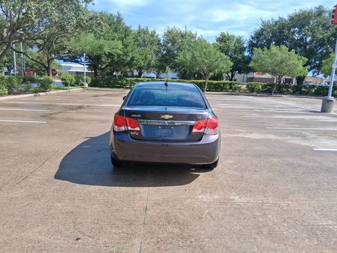 Used 2016 Chevrolet Cruze LT FWD image 5
