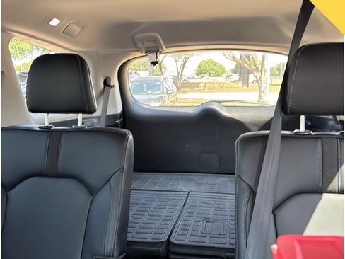 Used 2025 Honda Pilot Touring image 15