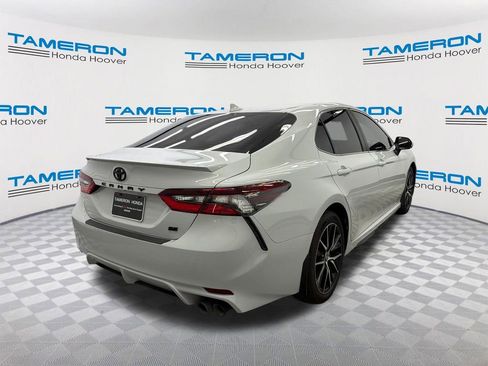 Used 2024 Toyota Camry SE FWD image 5