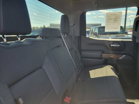 Used 2019 Chevrolet Silverado 1500 RST AWD/4WD image 15