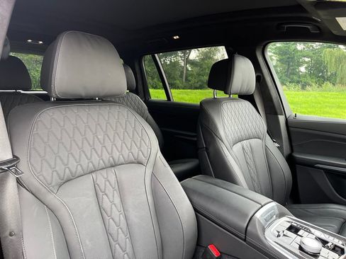 Used 2024 BMW X7 M60i w/ Executive Package AWD/4WD image 31