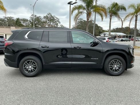 Certified 2025 GMC Acadia Elevation image 9