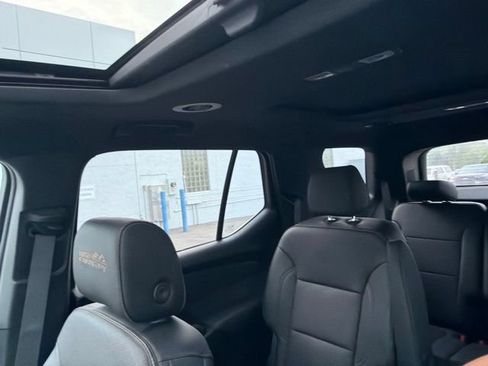Used 2023 Chevrolet Traverse High Country w/ LPO, Floor Liner Package AWD/4WD image 64
