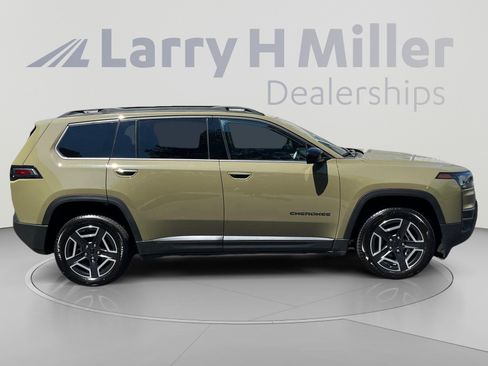 New 2026 Jeep Cherokee Laredo AWD/4WD image 6