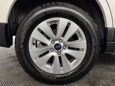 Used 2018 Subaru Outback 2.5i Premium image 21