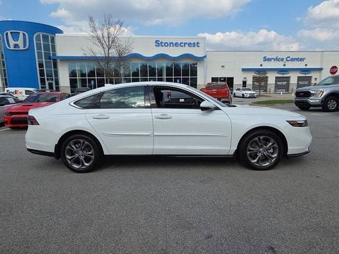 Used 2023 Honda Accord EX-L image 7