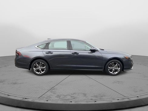 Used 2023 Honda Accord EX image 2