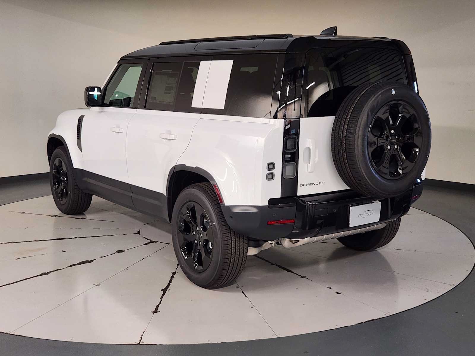 New 2026 Land Rover Defender 110 S AWD/4WD image 6