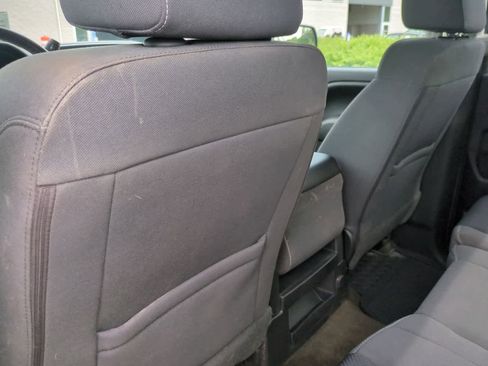 Used 2017 GMC Sierra 1500 SLE image 18