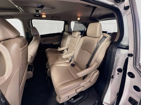 Used 2023 Honda Odyssey Touring image 25