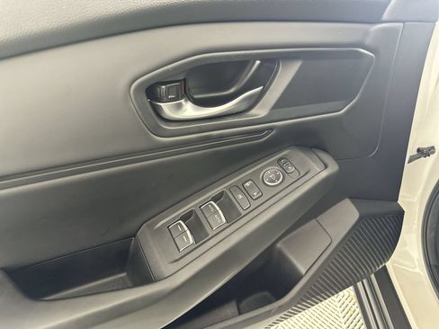 Used 2025 Honda Accord SE image 13
