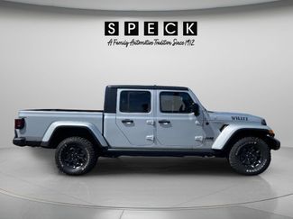 Used 2023 Jeep Gladiator Sport AWD/4WD video 2