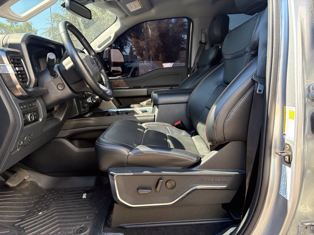Used 2023 Ford F250 Lariat w/ Lariat Ultimate Package AWD/4WD image 9