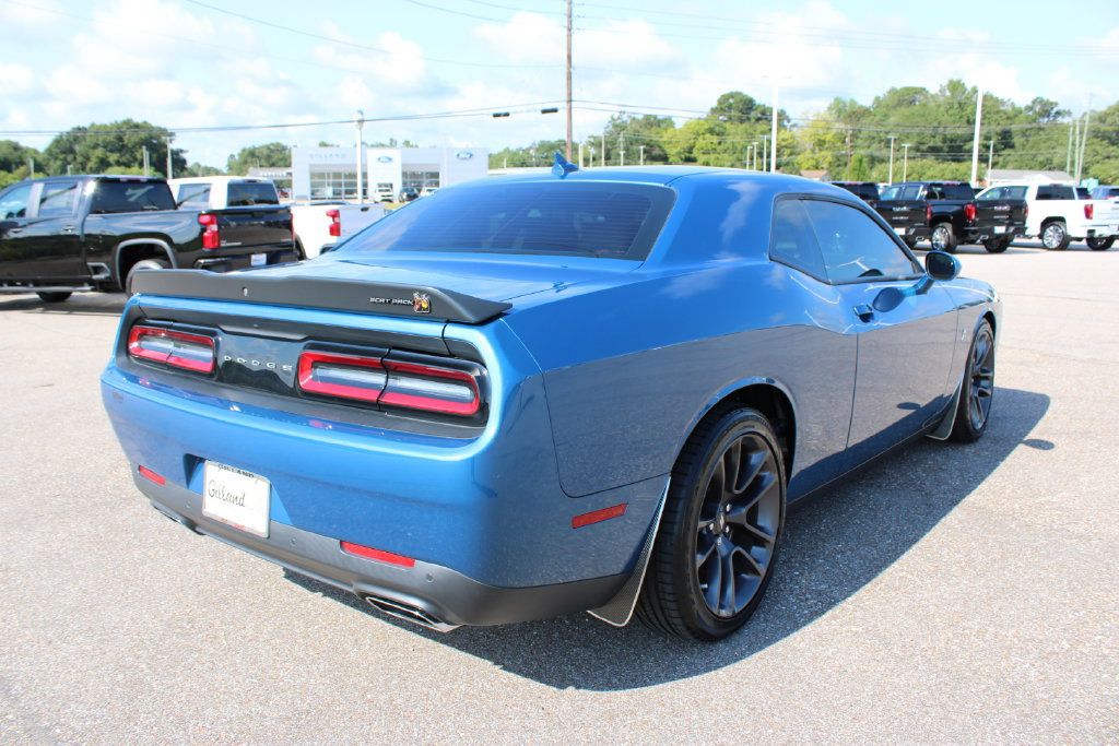 Used 2022 Dodge Challenger R/T Scat Pack w/ Shaker Package RWD image 10
