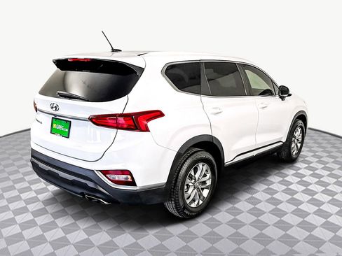 Used 2019 Hyundai Santa Fe SE image 10