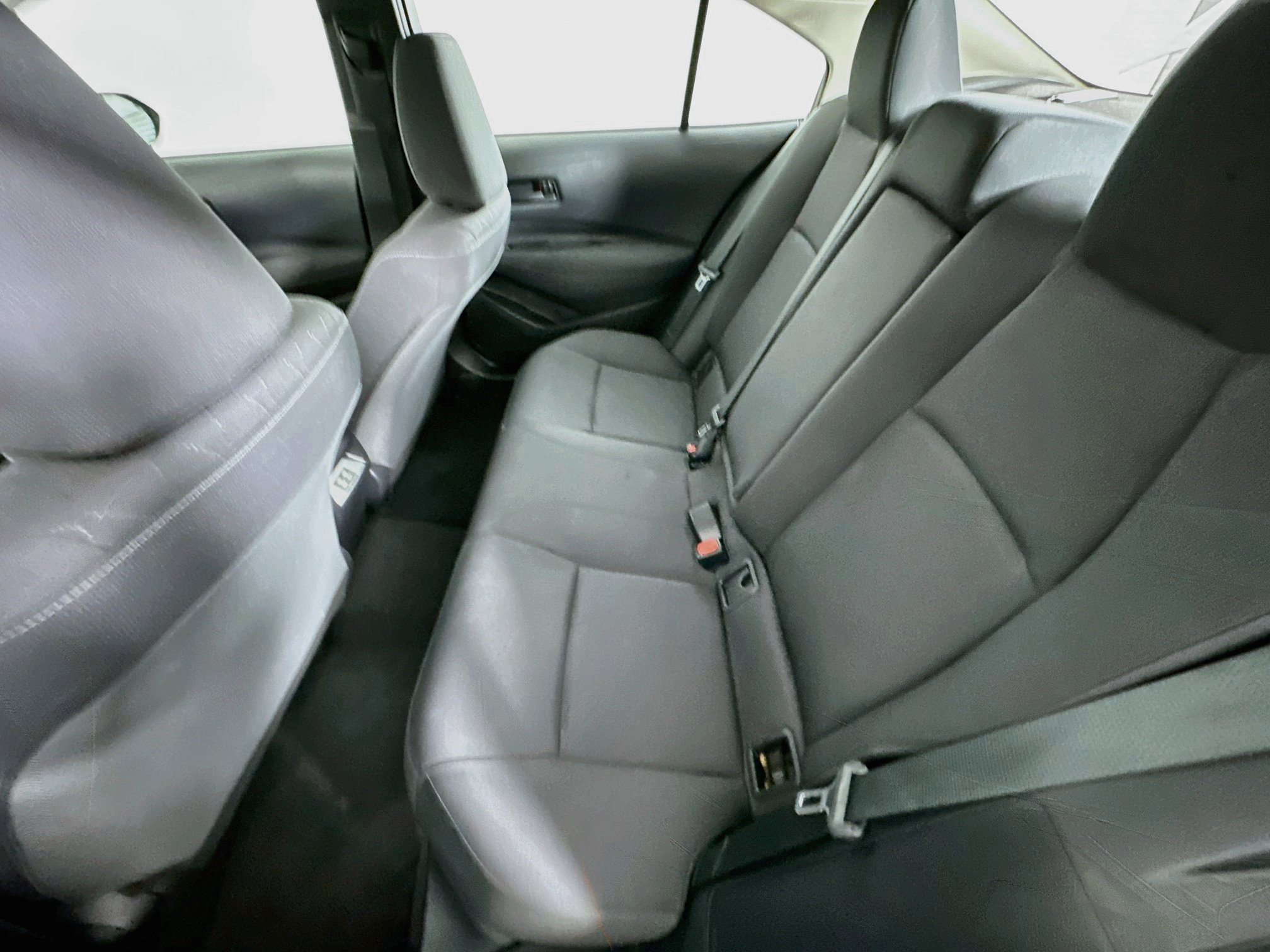 Used 2025 Toyota Corolla LE FWD image 26