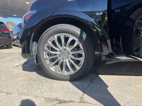 Used 2017 INFINITI QX80 2WD w/ Driver Assistance Package image 17