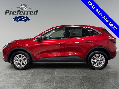 Used 2023 Ford Escape Active image 7