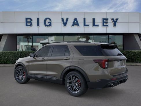 New 2026 Ford Explorer ST w/ Sun And Sound Package image 4